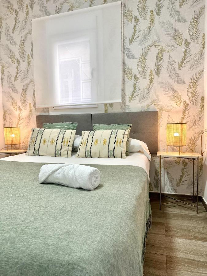 Urbe10 Santa Lucia 1 Bedroom Apartment 1A Malaga Bagian luar foto